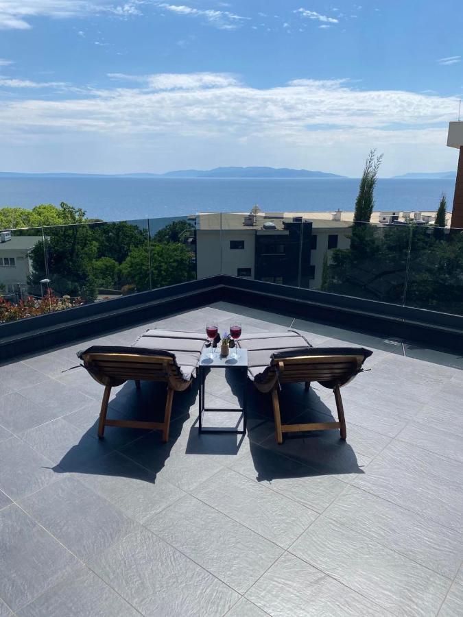 Sea View Deluxe Apartment Rijeka Eksteriør bilde